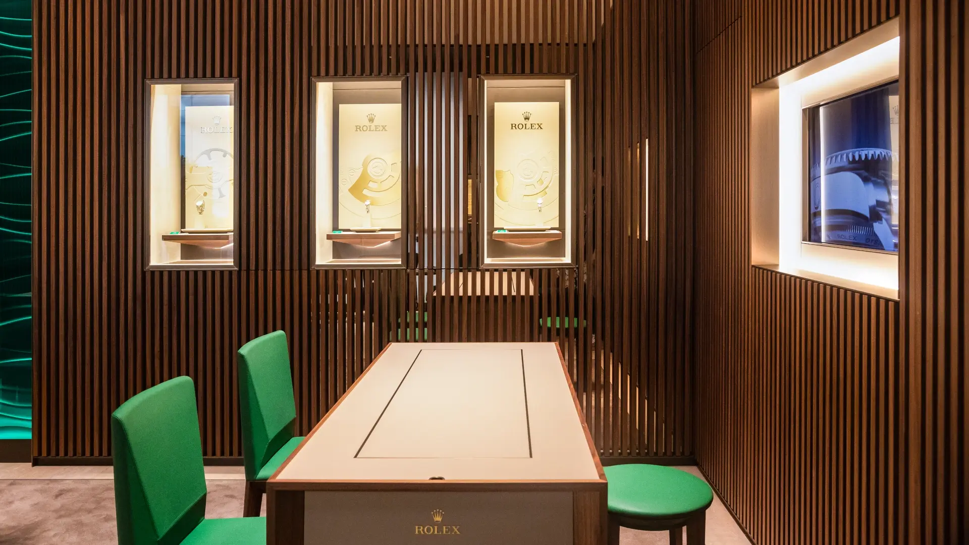 contact Verga 1947 in Milan- rolex watches official retailer
