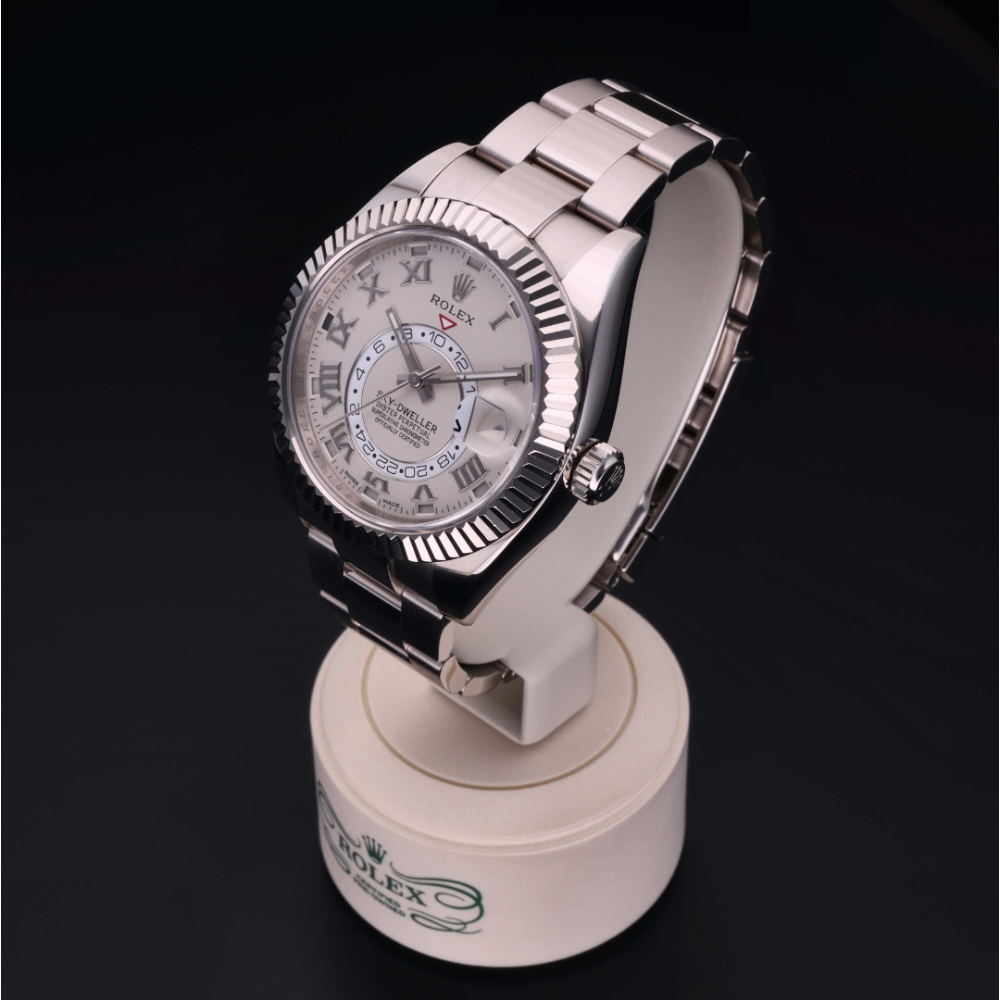 Rolex Certified Pre-Owned  42 in Oro 18 CT.B, 326939 | Verga 1947