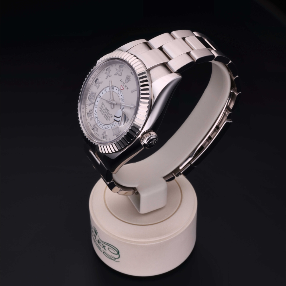 Rolex Certified Pre-Owned  42 in Oro 18 CT.B, 326939 | Verga 1947