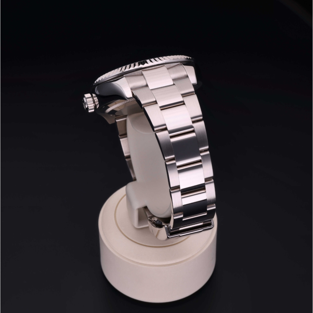 Rolex Certified Pre-Owned  42 in Oro 18 CT.B, 326939 | Verga 1947