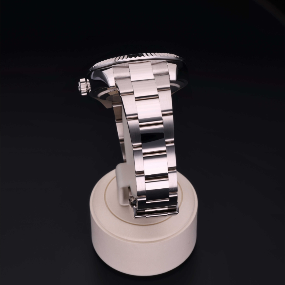 Rolex Certified Pre-Owned  42 in Oro 18 CT.B, 326939 | Verga 1947