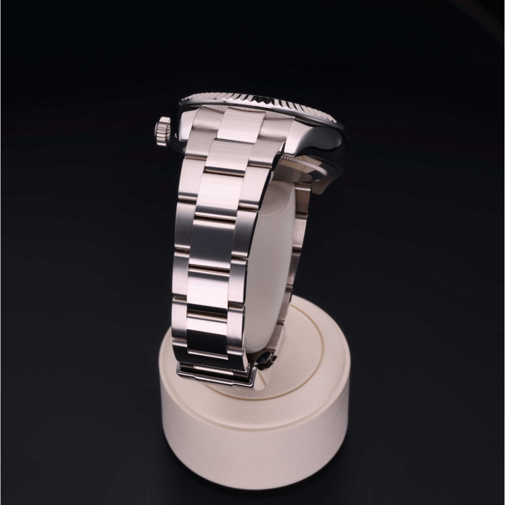 Rolex Certified Pre-Owned  42 in Oro 18 CT.B, 326939 | Verga 1947