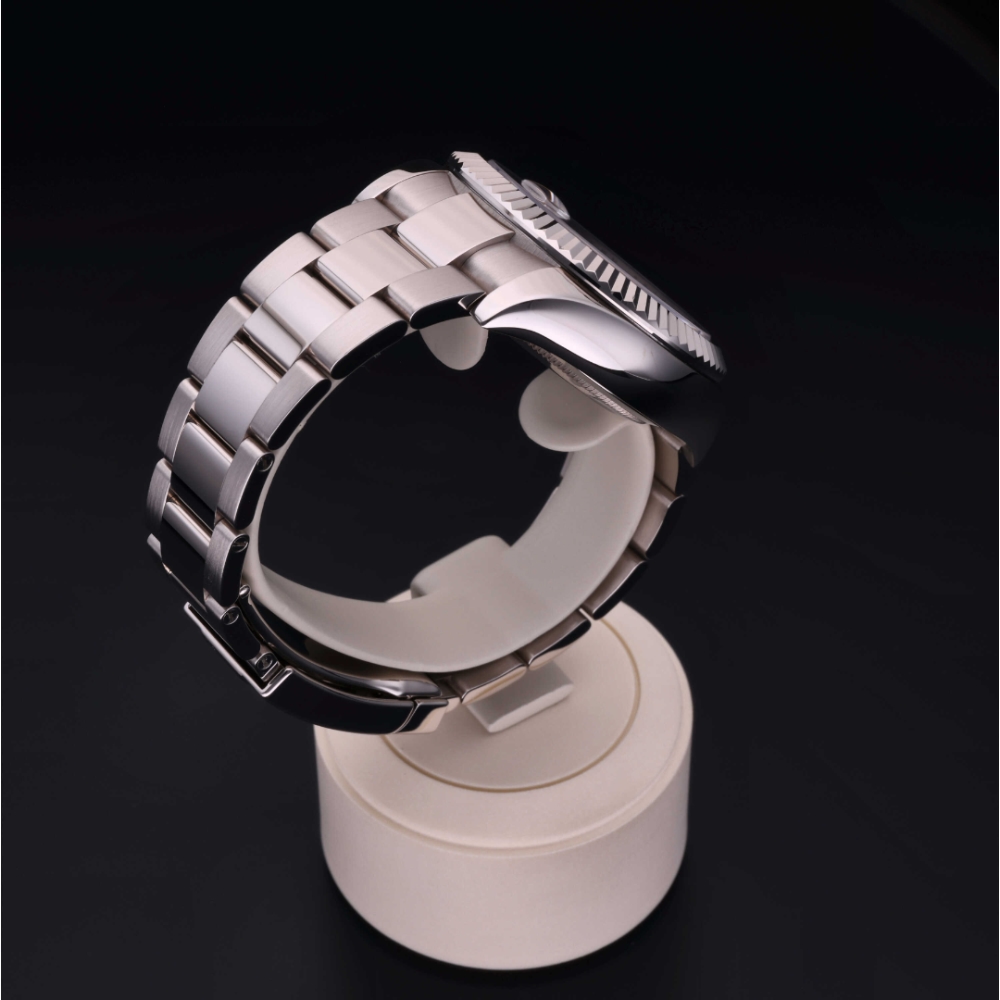 Rolex Certified Pre-Owned  42 in Oro 18 CT.B, 326939 | Verga 1947