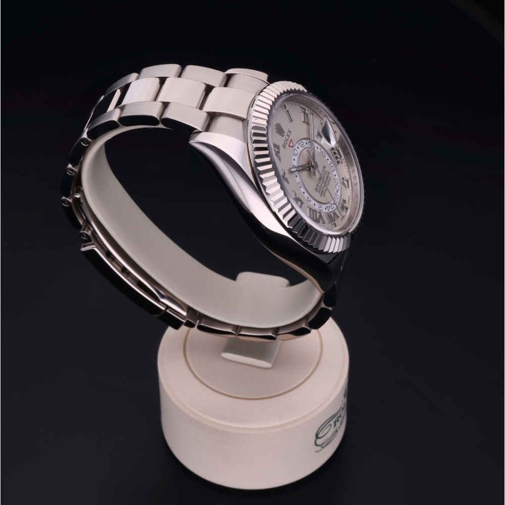 Rolex Certified Pre-Owned  42 in Oro 18 CT.B, 326939 | Verga 1947