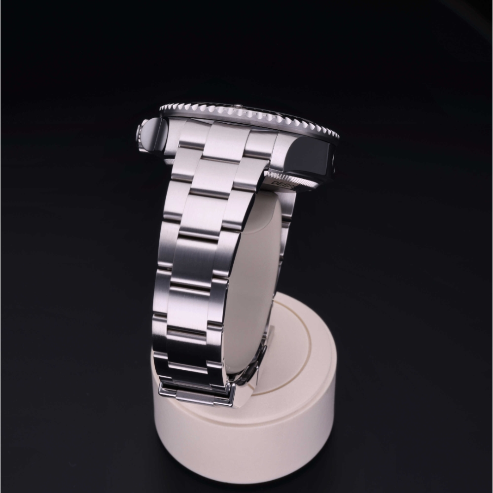 Rolex Certified Pre-Owned  44 in Steel, 116660 | Verga 1947