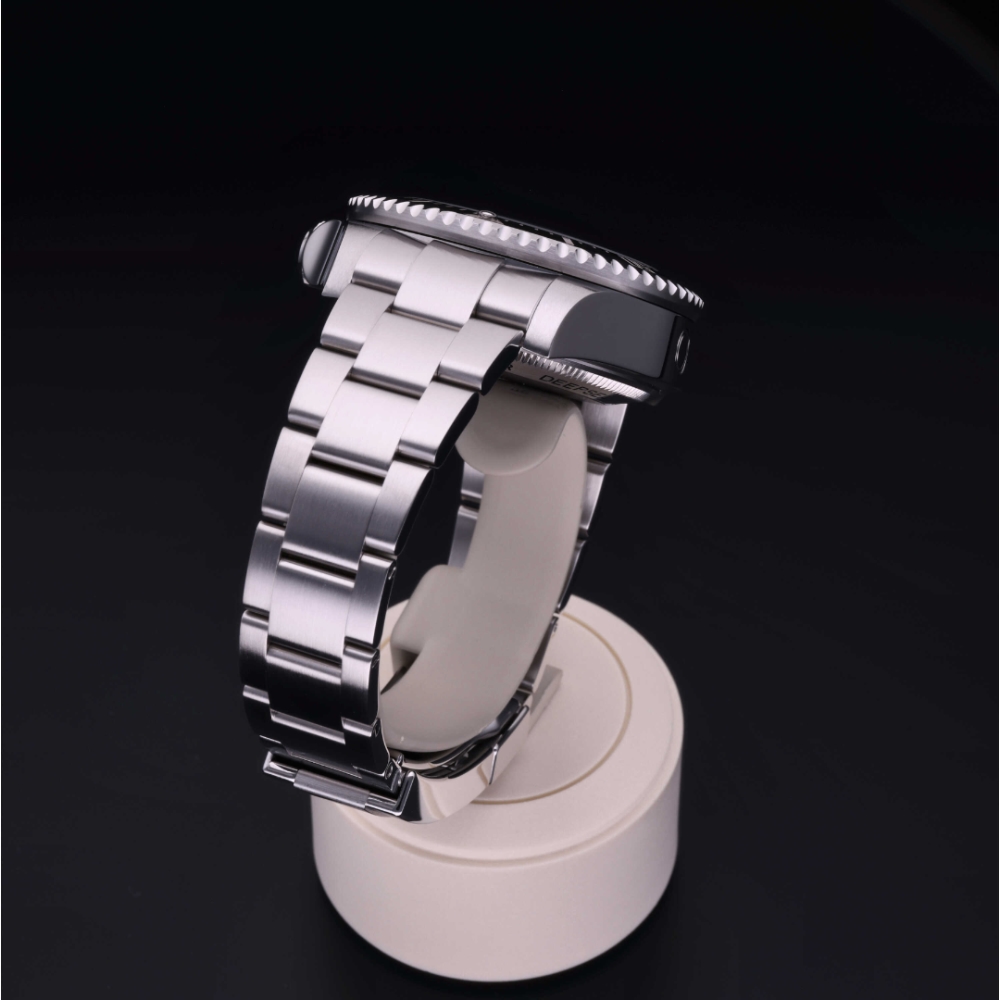 Rolex Certified Pre-Owned  44 in Steel, 116660 | Verga 1947