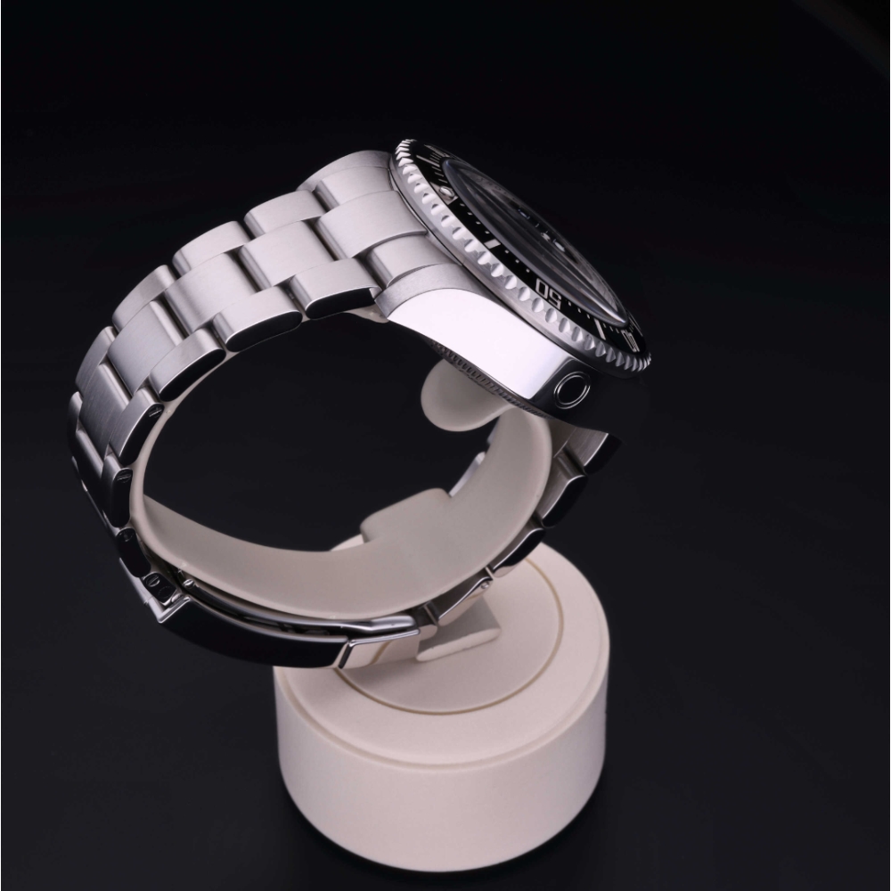 Rolex Certified Pre-Owned  44 in Steel, 116660 | Verga 1947