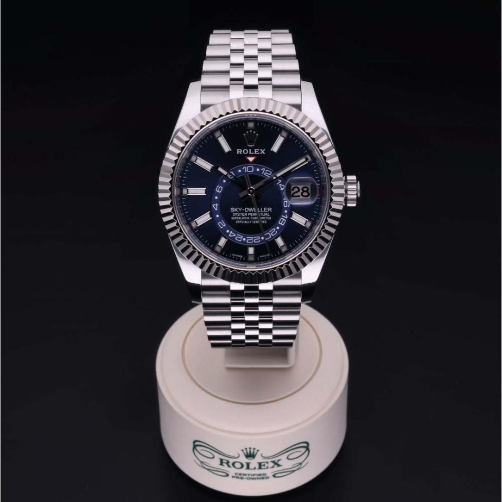 Rolex Certified Pre-Owned  42 in Rolesor 18 Carat White, 326934 | Verga 1947