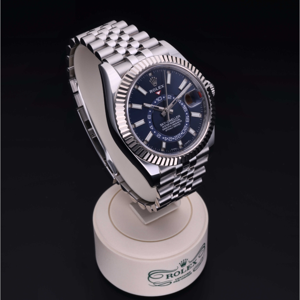 Rolex Certified Pre-Owned  42 in Rolesor 18 Carat White, 326934 | Verga 1947