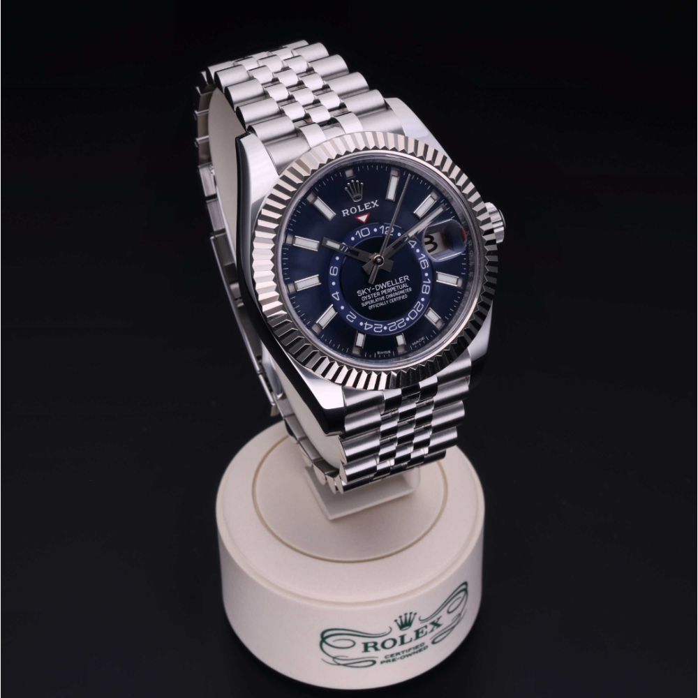 Rolex Certified Pre-Owned  42 in Rolesor 18 Carat White, 326934 | Verga 1947