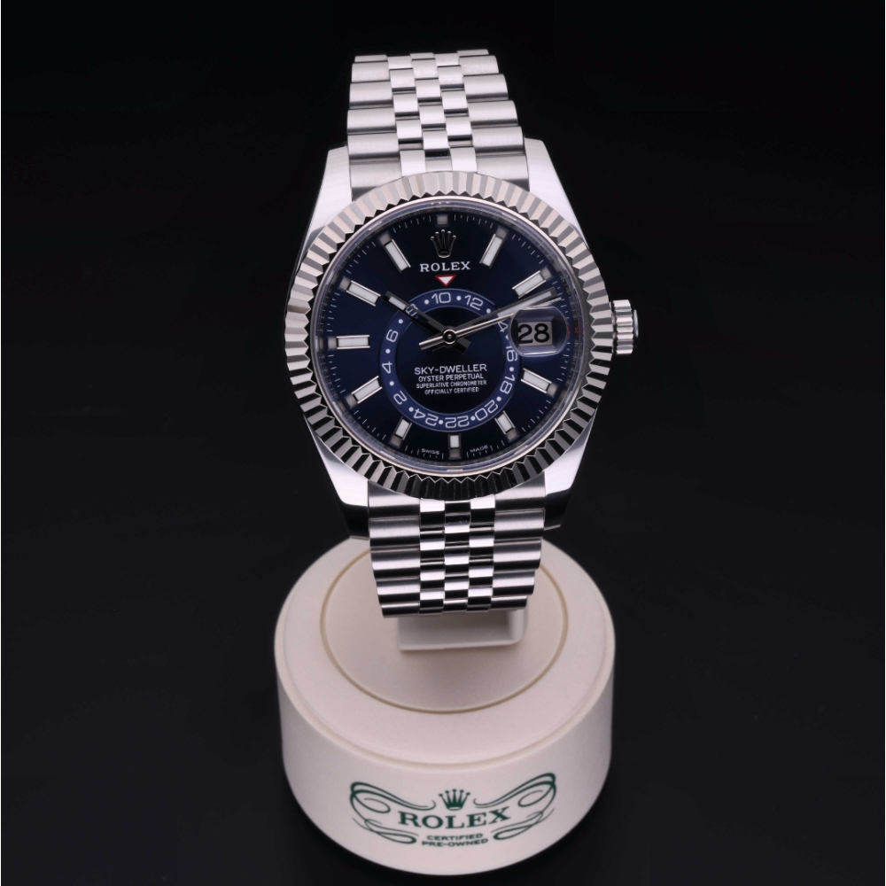 Rolex Certified Pre-Owned  42 in Rolesor 18 Carat White, 326934 | Verga 1947