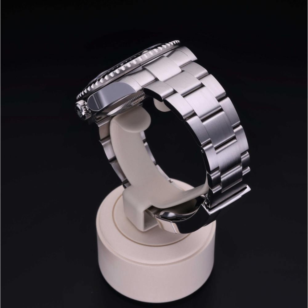 Rolex Certified Pre-Owned  43 in Steel, 126600 | Verga 1947