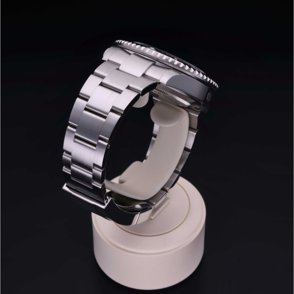 Rolex Certified Pre-Owned  43 in Steel, 126600 | Verga 1947