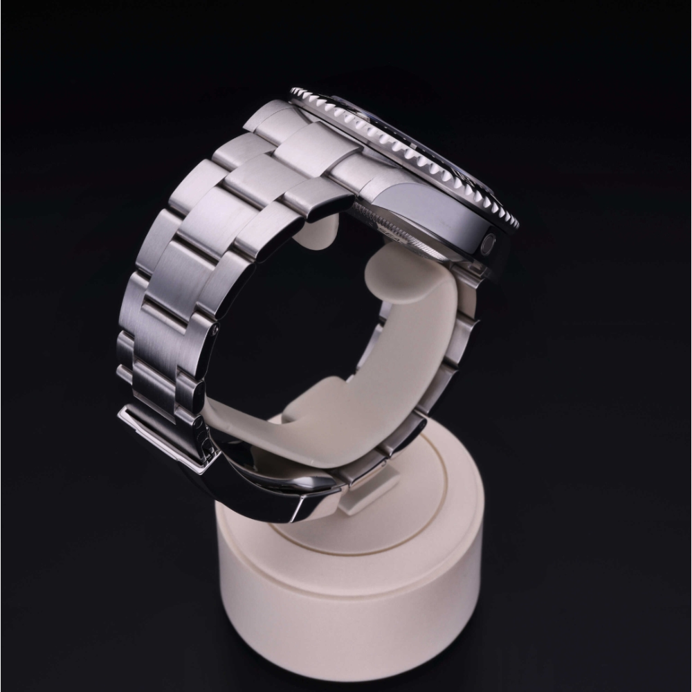 Rolex Certified Pre-Owned  43 in Steel, 126600 | Verga 1947