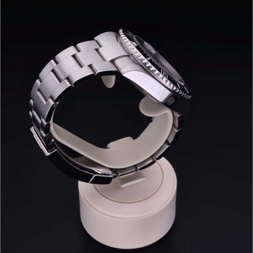 Rolex Certified Pre-Owned  43 in Steel, 126600 | Verga 1947