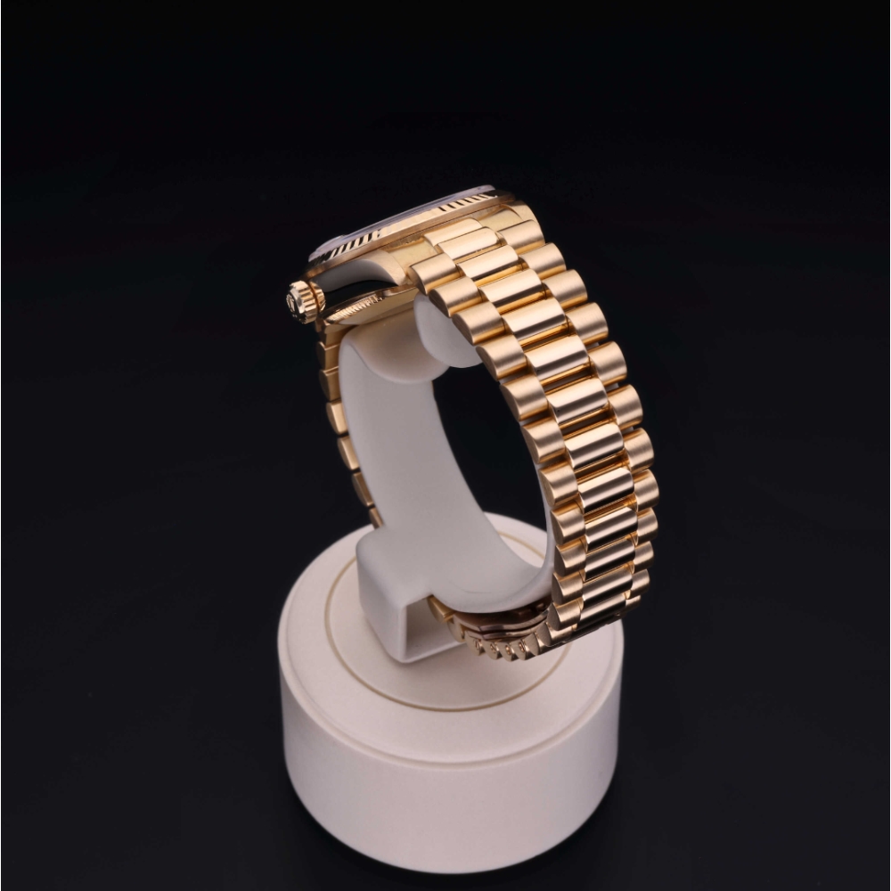 Rolex Certified Pre-Owned Oyster Perpetual 31 in Gold 18 Carat Yellow, 68278 | Verga 1947
