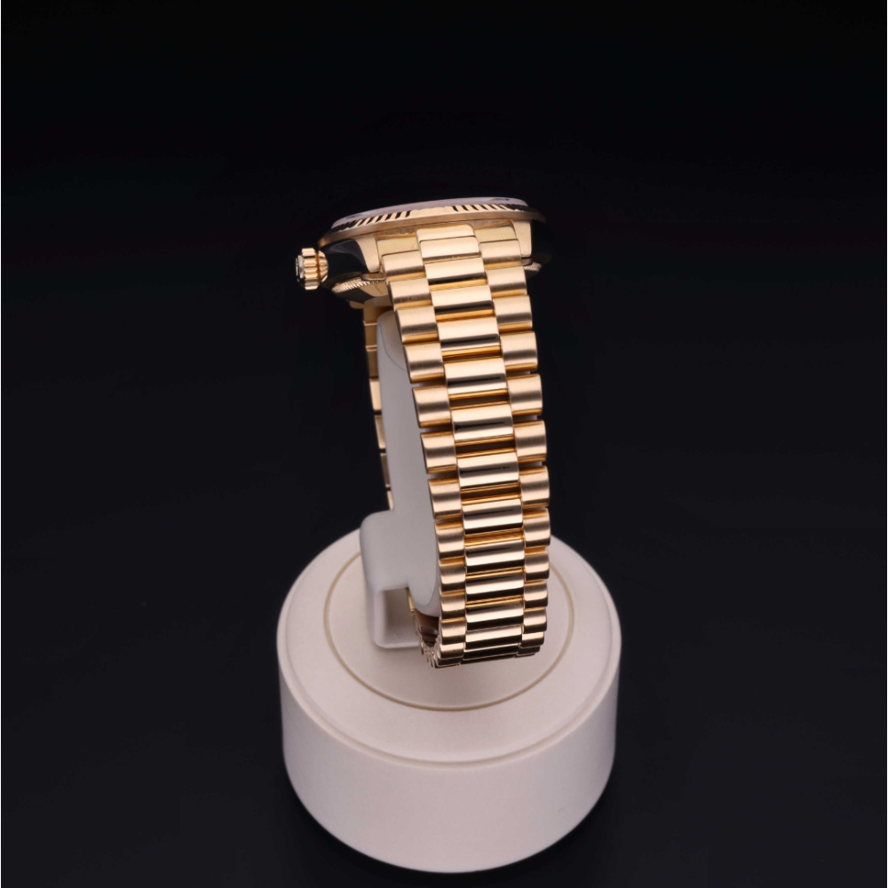 Rolex Certified Pre-Owned Oyster Perpetual 31 in Gold 18 Carat Yellow, 68278 | Verga 1947