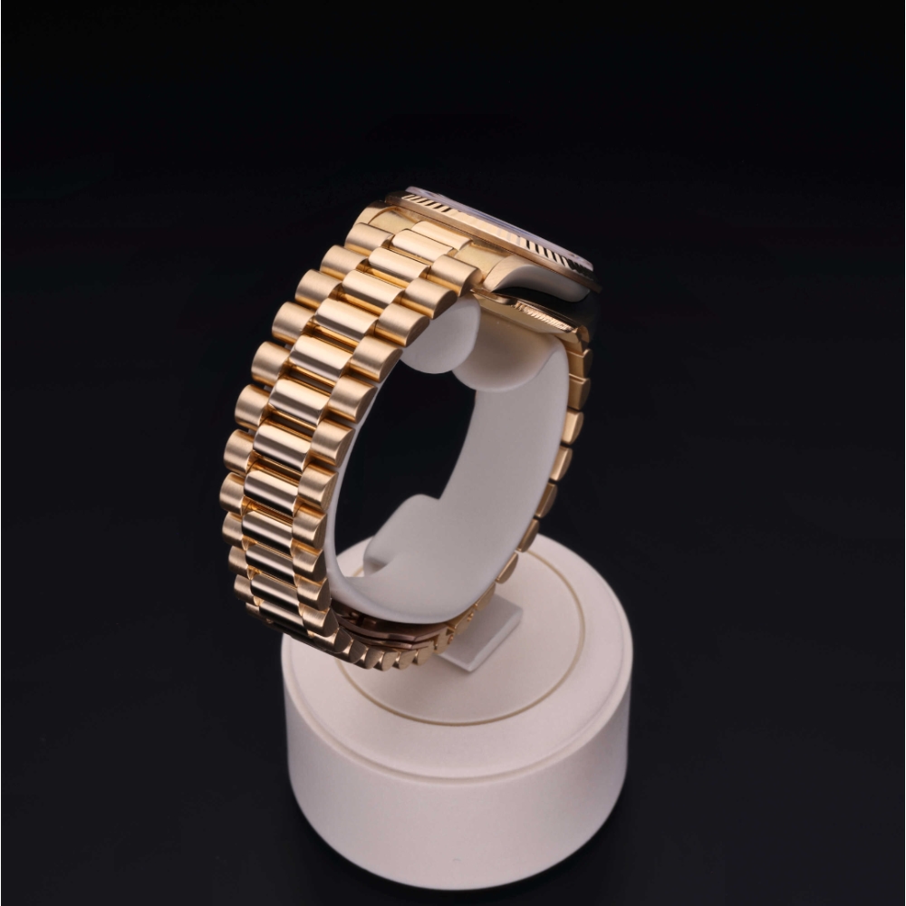 Rolex Certified Pre-Owned Oyster Perpetual 31 in Gold 18 Carat Yellow, 68278 | Verga 1947
