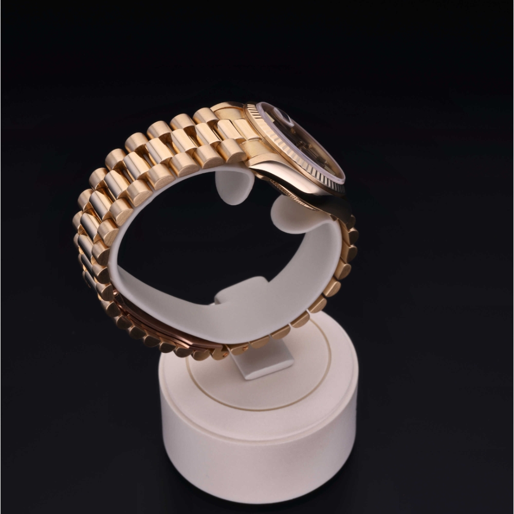 Rolex Certified Pre-Owned Oyster Perpetual 31 in Gold 18 Carat Yellow, 68278 | Verga 1947