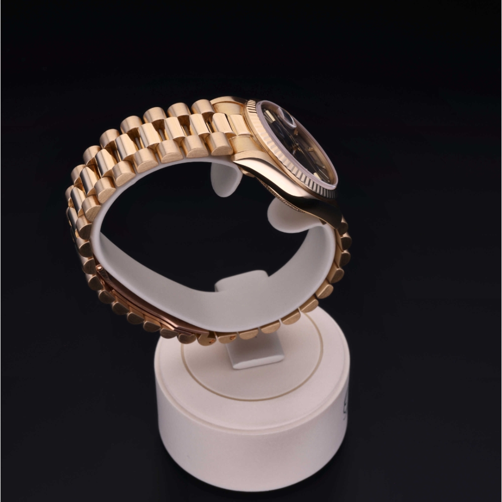 Rolex Certified Pre-Owned Oyster Perpetual 31 in Gold 18 Carat Yellow, 68278 | Verga 1947