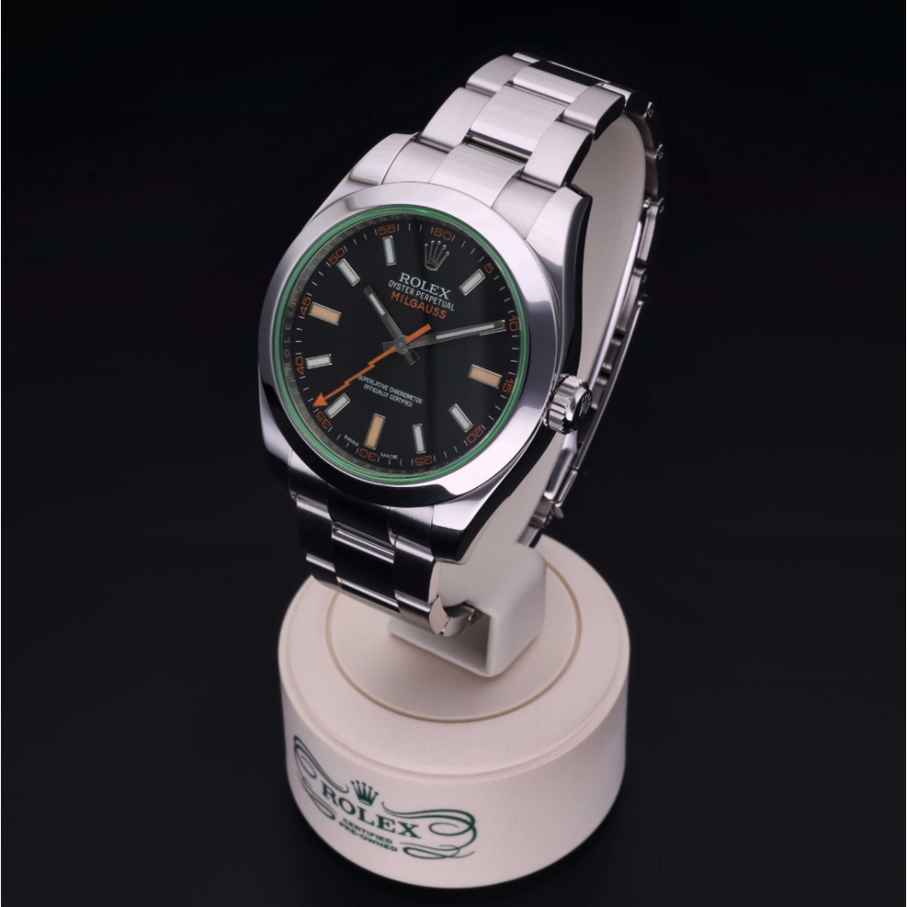 Rolex Certified Pre-Owned  40 in Steel, 116400GV | Verga 1947