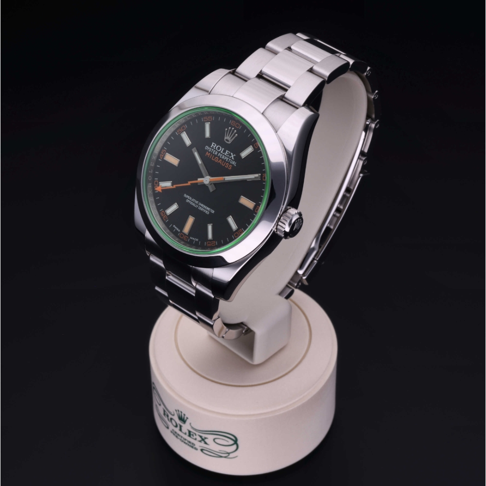 Rolex Certified Pre-Owned  40 in Steel, 116400GV | Verga 1947