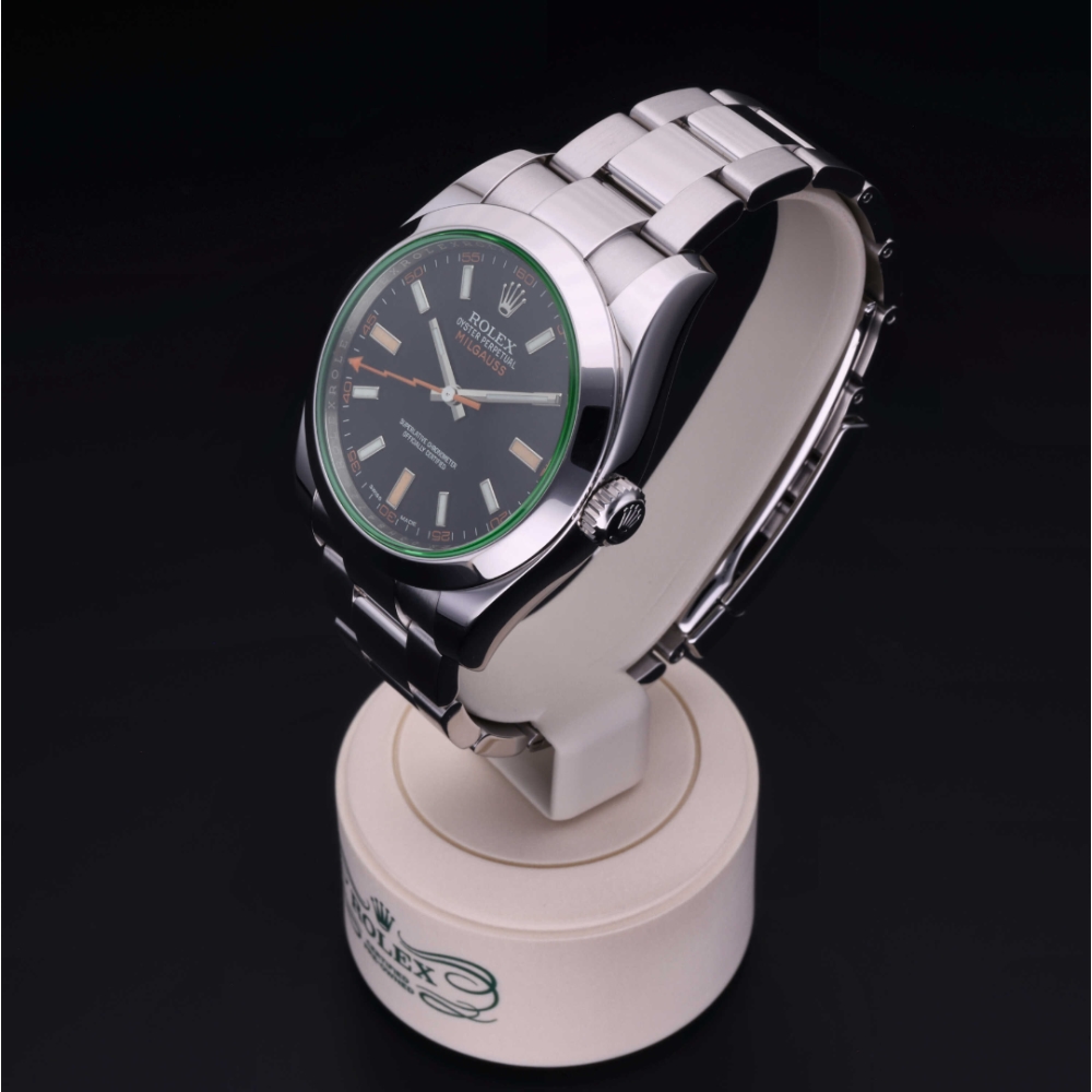 Rolex Certified Pre-Owned  40 in Steel, 116400GV | Verga 1947