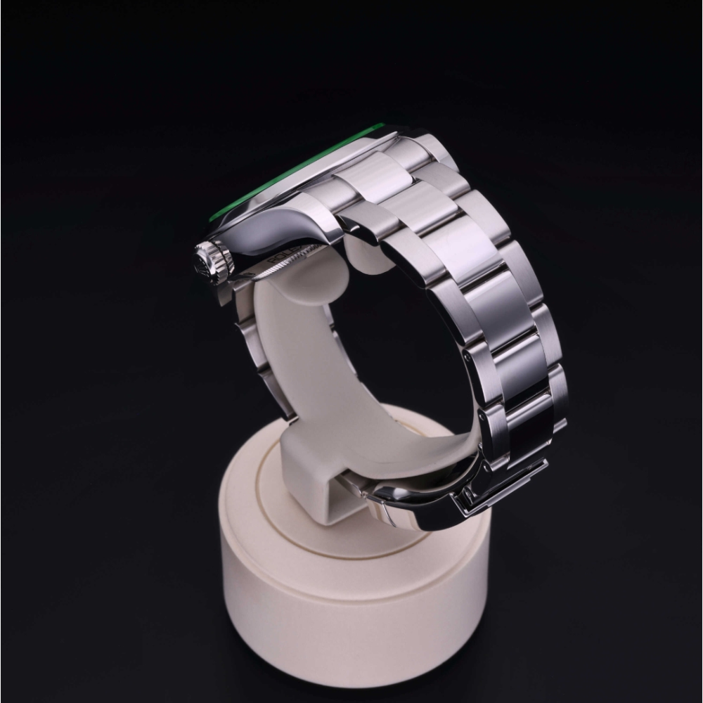 Rolex Certified Pre-Owned  40 in Steel, 116400GV | Verga 1947