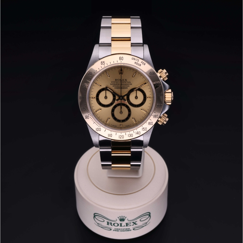 Rolex Certified Pre-Owned  40 in Rolesor 18 Carat Yellow, 16523 | Verga 1947