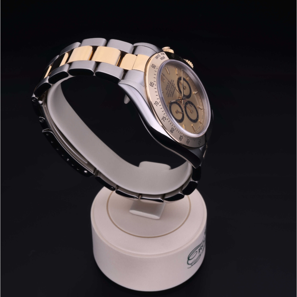 Rolex Certified Pre-Owned  40 in Rolesor 18 Carat Yellow, 16523 | Verga 1947