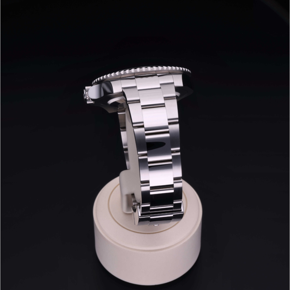 Rolex Certified Pre-Owned Oyster Perpetual 40 in Steel, 116710LN | Verga 1947