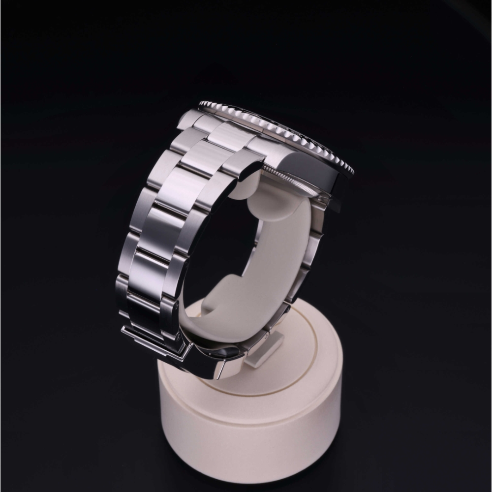 Rolex Certified Pre-Owned Oyster Perpetual 40 in Steel, 116710LN | Verga 1947