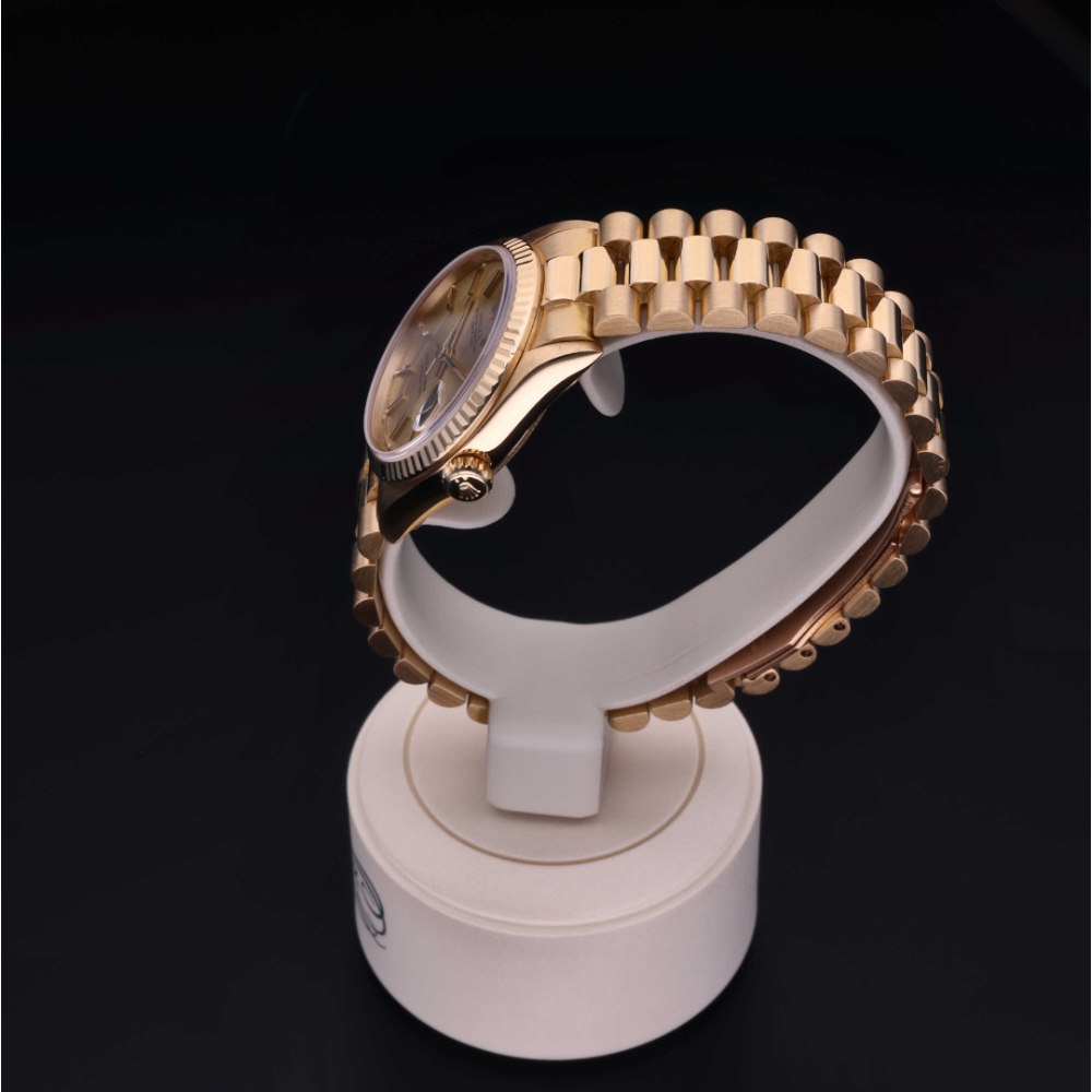Rolex Certified Pre-Owned  31 in Gold 18 Carat Yellow, 68278 | Verga 1947