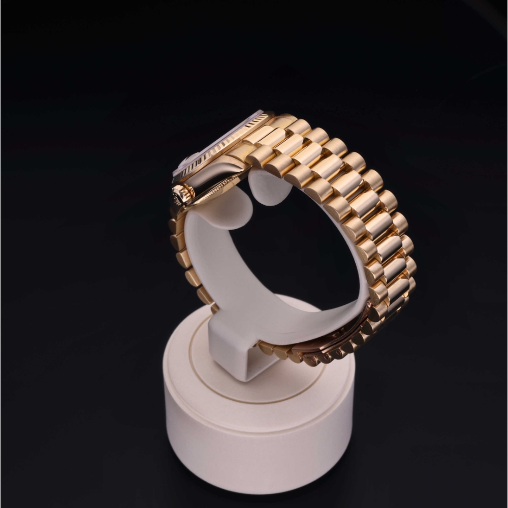 Rolex Certified Pre-Owned  31 in Gold 18 Carat Yellow, 68278 | Verga 1947
