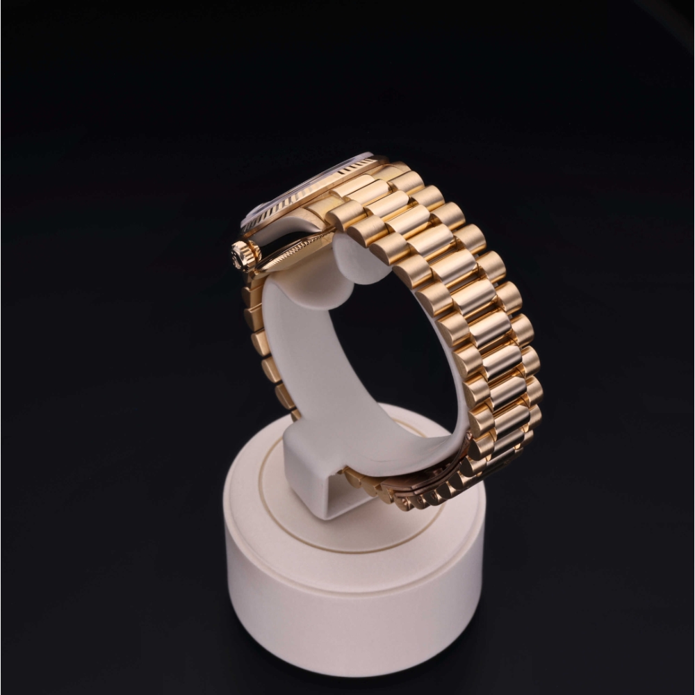 Rolex Certified Pre-Owned  31 in Gold 18 Carat Yellow, 68278 | Verga 1947
