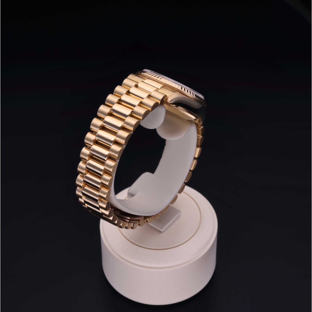 Rolex Certified Pre-Owned  31 in Gold 18 Carat Yellow, 68278 | Verga 1947