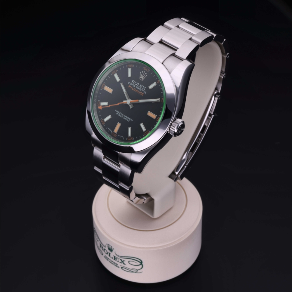 Rolex Certified Pre-Owned  40 in Acciaio, 116400GV | Verga 1947
