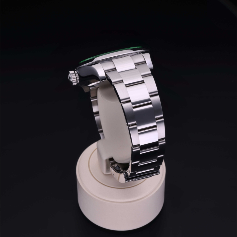 Rolex Certified Pre-Owned  40 in Acciaio, 116400GV | Verga 1947