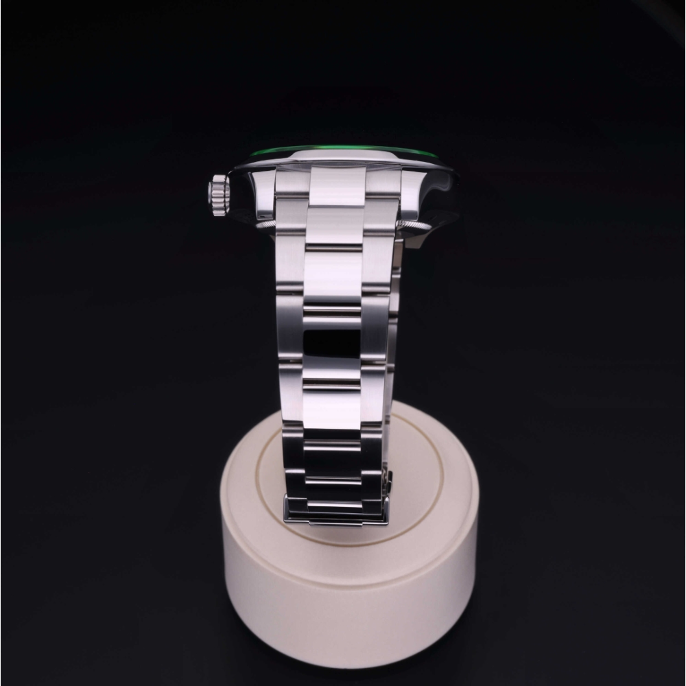 Rolex Certified Pre-Owned  40 in Acciaio, 116400GV | Verga 1947