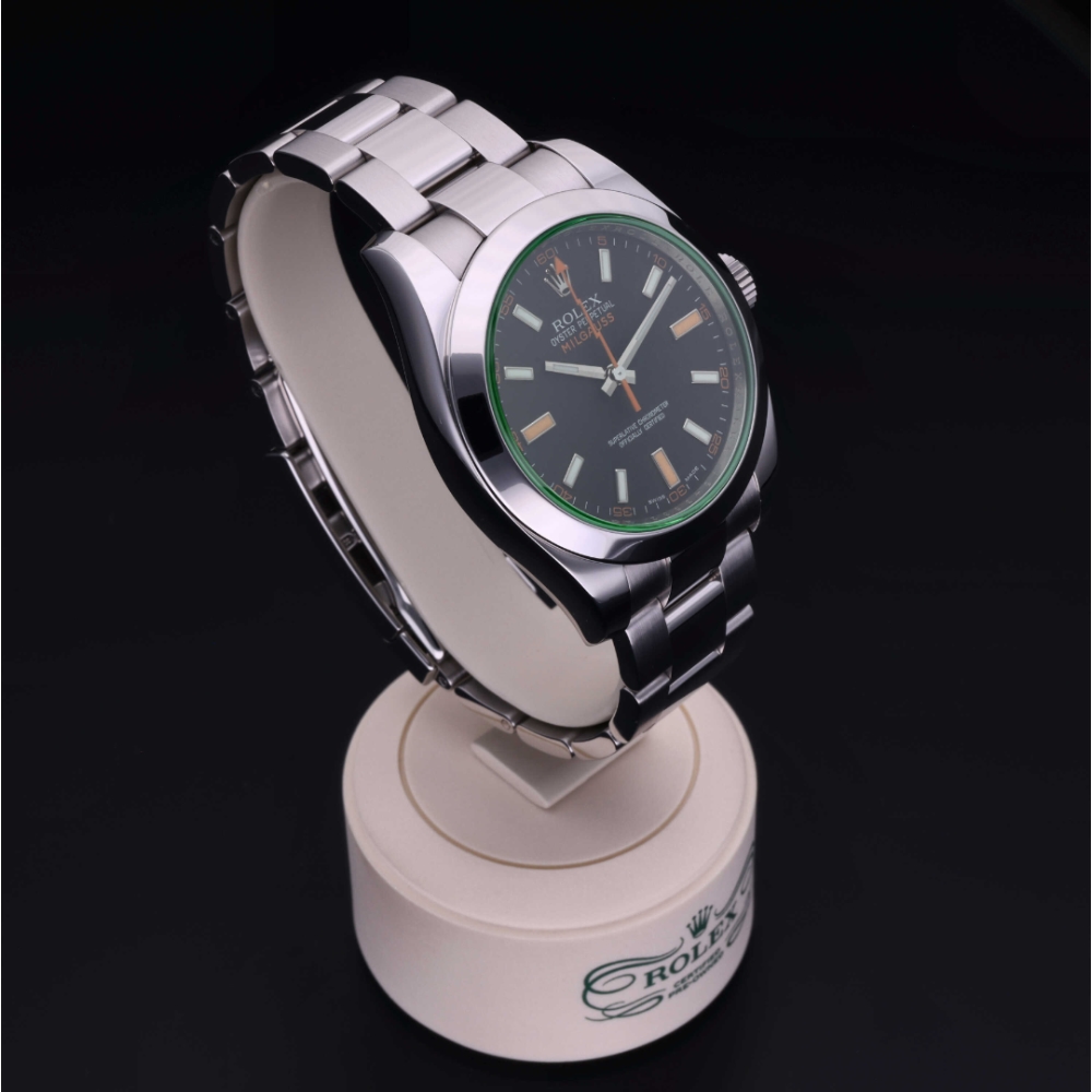 Rolex Certified Pre-Owned  40 in Acciaio, 116400GV | Verga 1947