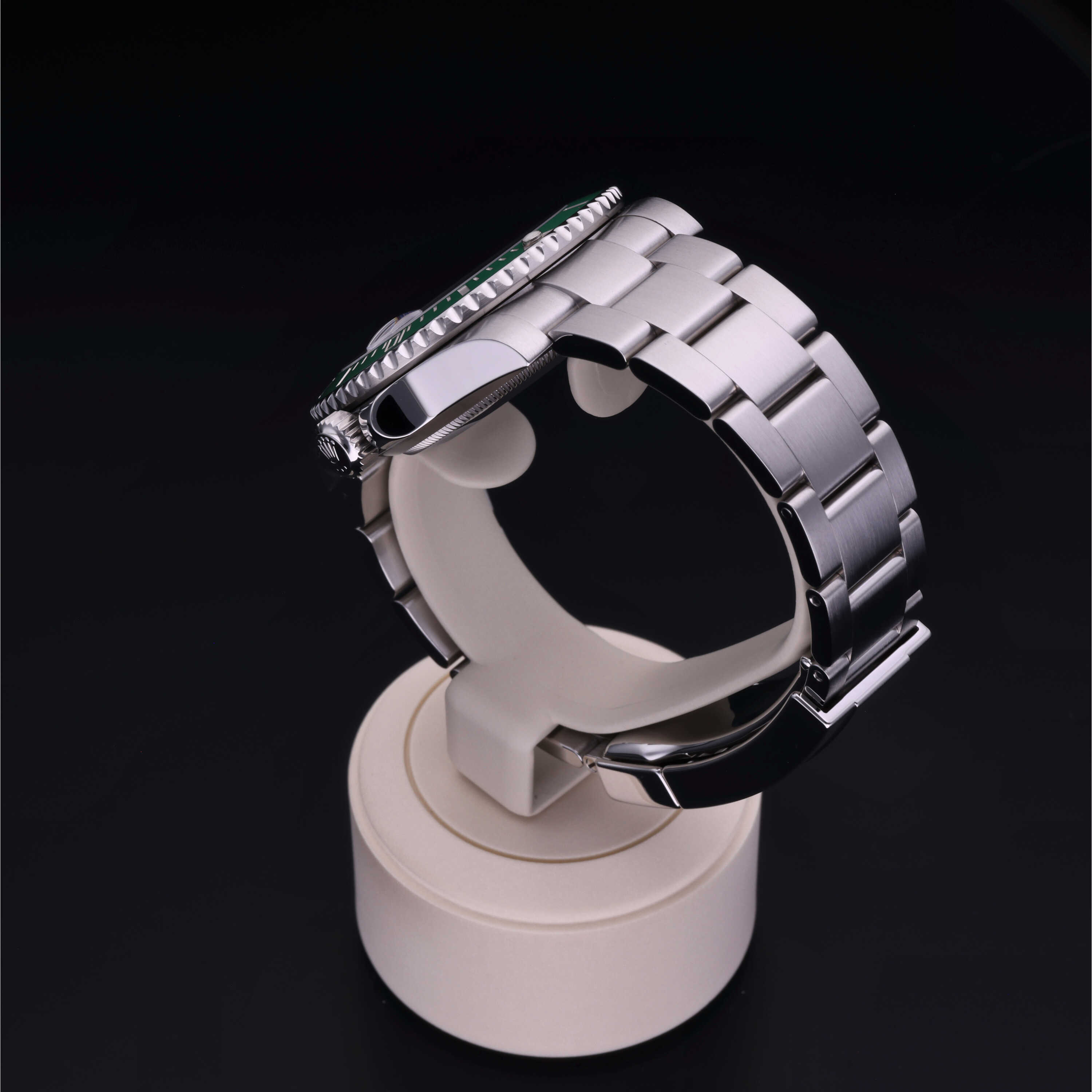 Rolex Certified Pre-Owned Oyster Perpetual 40 in Acciaio, 116610LV | Verga 1947