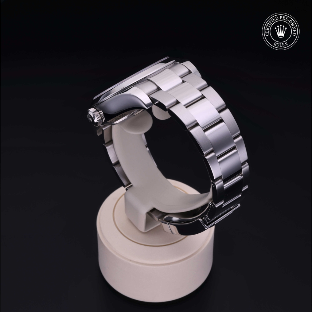 Rolex Certified Pre-Owned Oyster Perpetual 40 in Acciaio, 116400 | Verga 1947