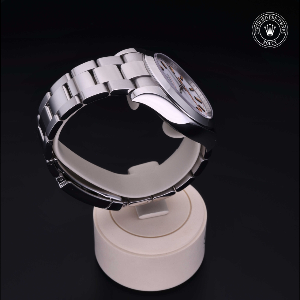 Rolex Certified Pre-Owned Oyster Perpetual 40 in Acciaio, 116400 | Verga 1947