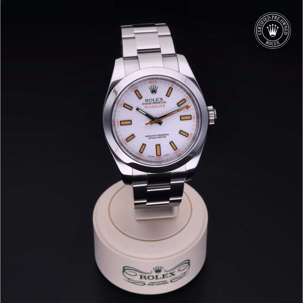 Rolex Certified Pre-Owned Oyster Perpetual 40 in Acciaio, 116400 | Verga 1947