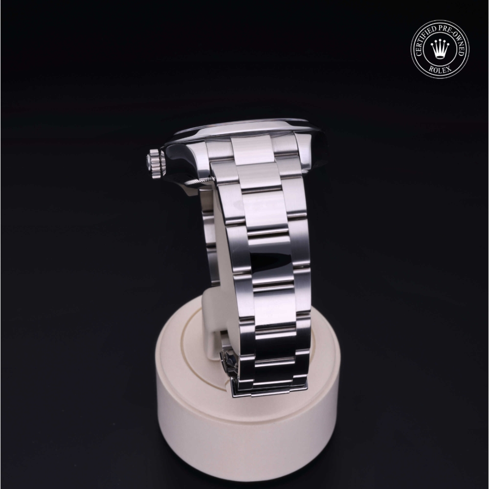  Certified Pre-Owned with 40 mm from 2011