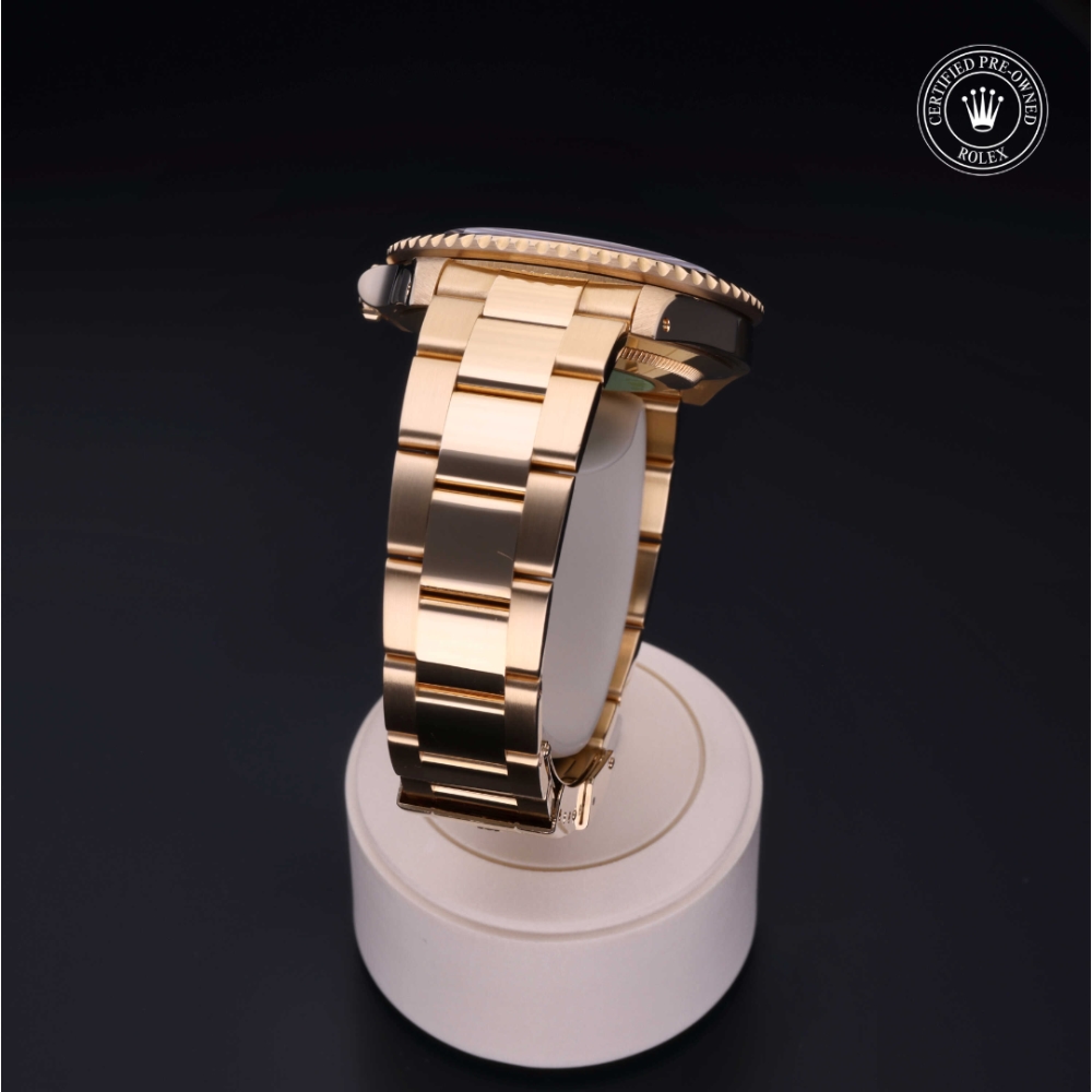  Certified Pre-Owned with 40 mm from 1999