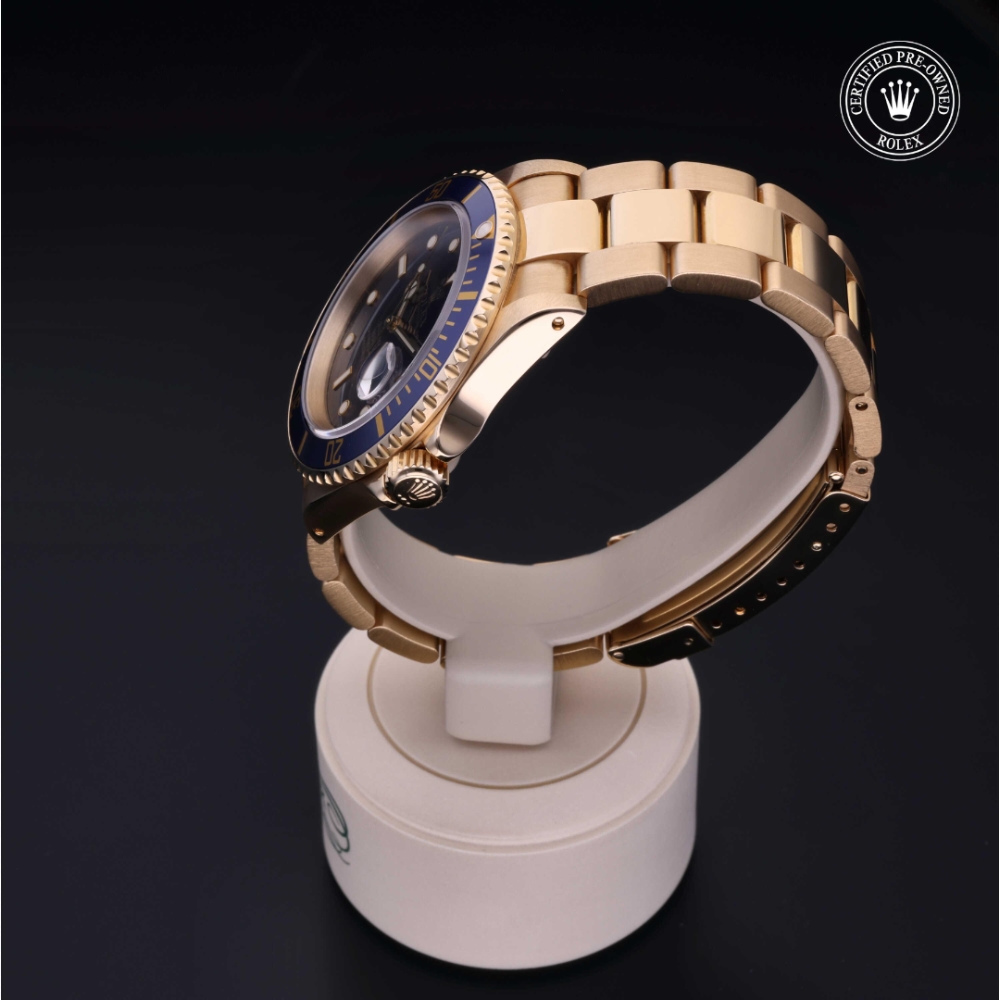  Certified Pre-Owned with 40 mm from 1994