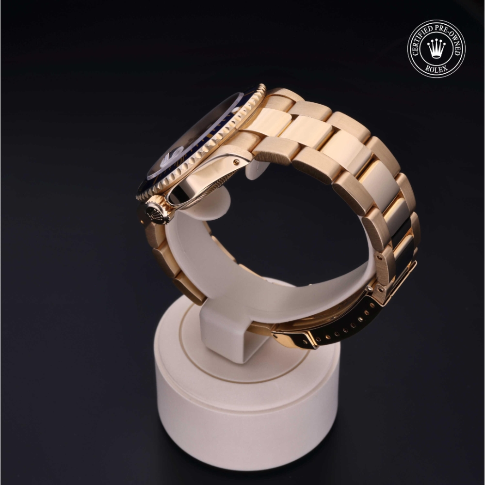  Certified Pre-Owned with 40 mm from 1994