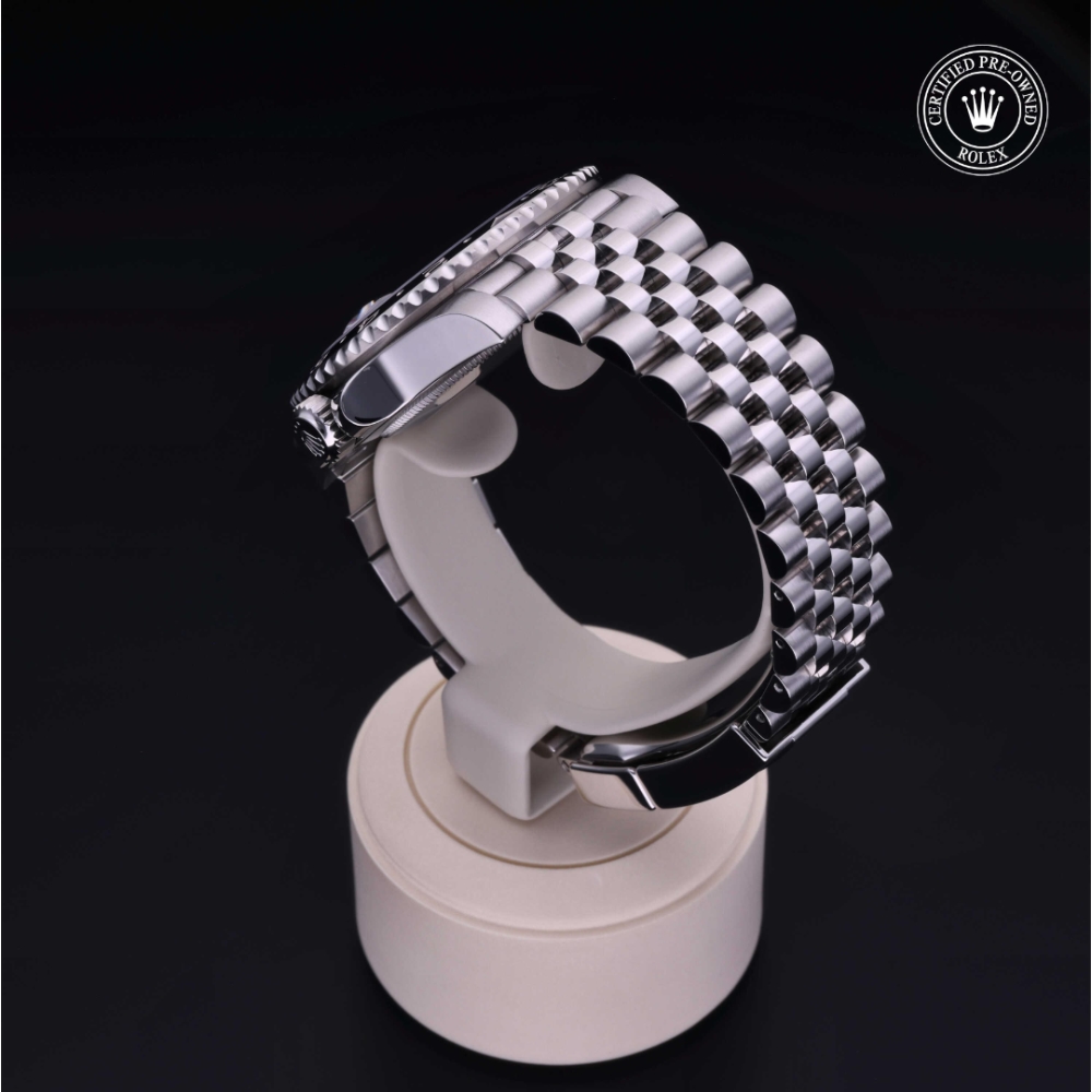  Certified Pre-Owned with 40 mm from 2023