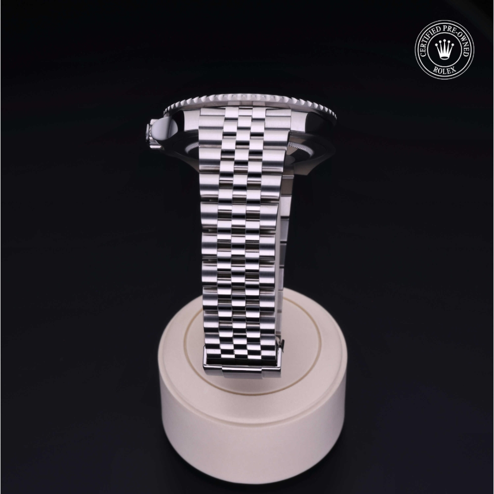  Certified Pre-Owned with 40 mm from 2023